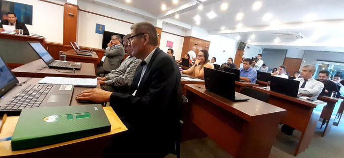 Sesión del Consejo Superior Universitario en la que se fijó fecha y hora de la Asamblea.