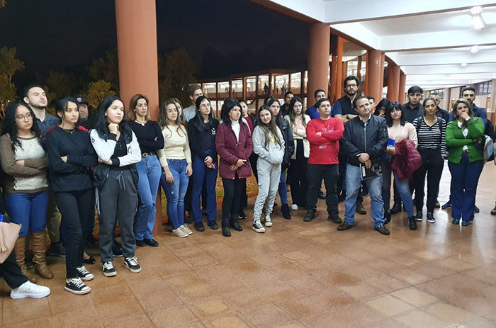 Presentación de proyectos de extensión universitaria en la Facultad de derecho y Ciencias Sociales de la UNE.